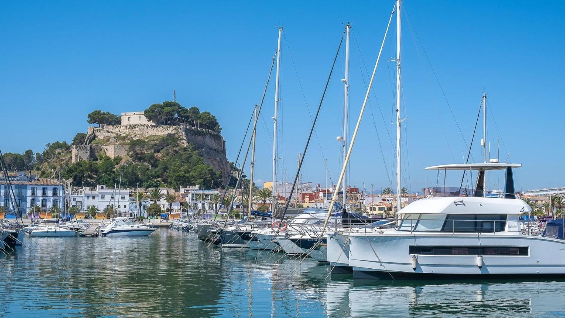 Elegante Apartamento Frente Al Puerto De Denia Kültér fotó